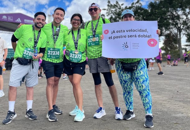 Pacientes que se hicieron la cirugía bariátrica y corrieron en la media maratón de Bogotá - Dr. Rubén Luna