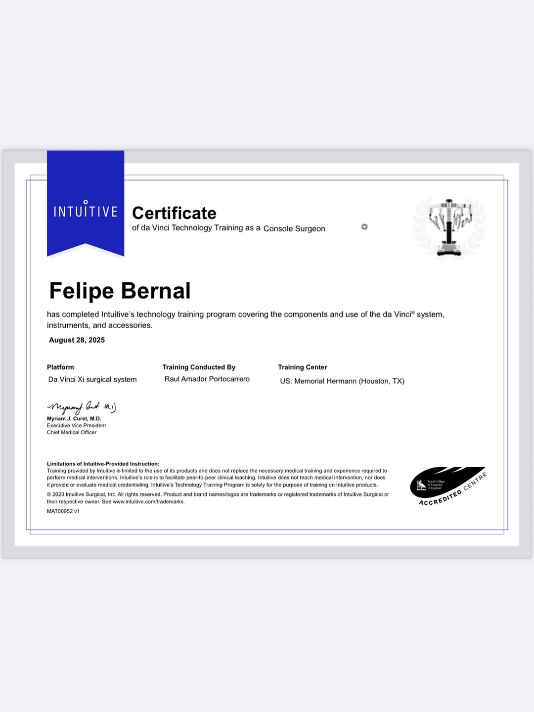 Certificado en cirugía robótica en Colombia del Dr. Felipe Bernal