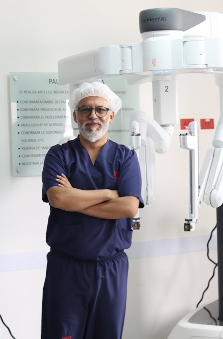 ¿Cirugía robótica o laparoscópica? Conoce las diferencias claves-Dr. Ruben Luna