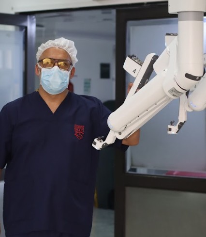 Cirugía bariátrica en 2026 en Colombia - Dr. Rubén Luna - Cirugía bariátrica robótica